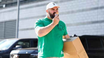 Jason Kelce's new game day meal analyzed by NFL dietitian: Does it rule out NFL return?