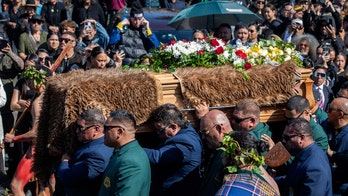 New Zealand queen ascends to Māori throne at age 27